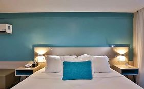 Radisson Hotel Luxo Ap 801